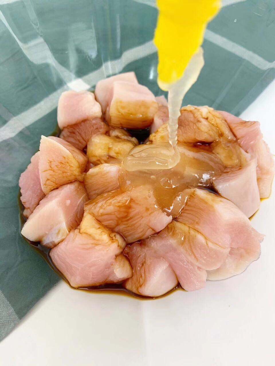 寶寶輔食 圣誕彩椒雞肉串的做法-家常味烤菜譜-易網健康養生網 寶寶輔食 圣誕彩椒雞肉串的做法-家常味烤菜譜