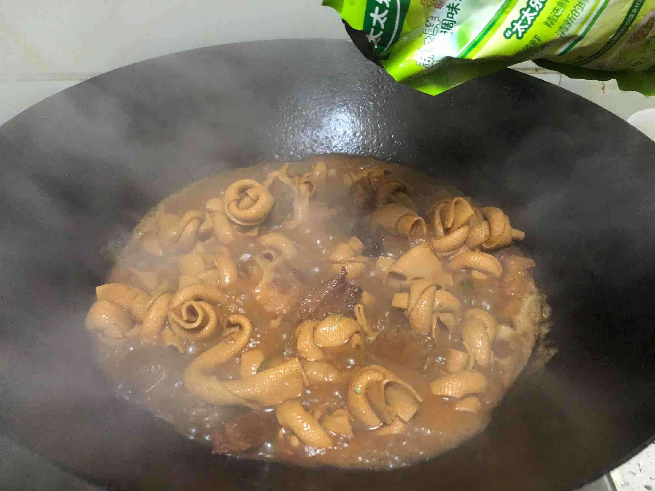 百葉結燒肉的做法-家常味燒菜譜-易網健康養生網 百葉結燒肉的做法-家常味燒菜譜