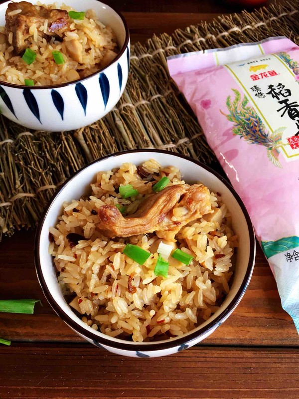 杏鮑菇排骨燜飯的做法-家常味燜菜譜-易網(wǎng)健康養(yǎng)生網(wǎng) 杏鮑菇排骨燜飯的做法-家常味燜菜譜