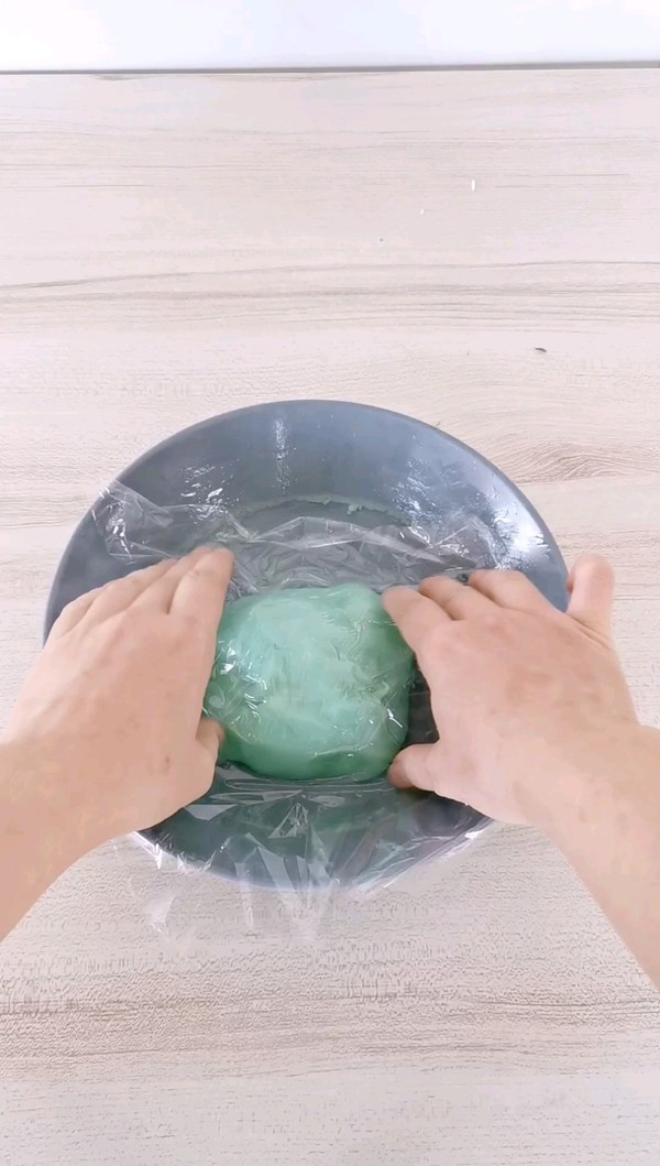 榴蓮冰皮月亮蛋糕的做法-甜味蒸菜譜