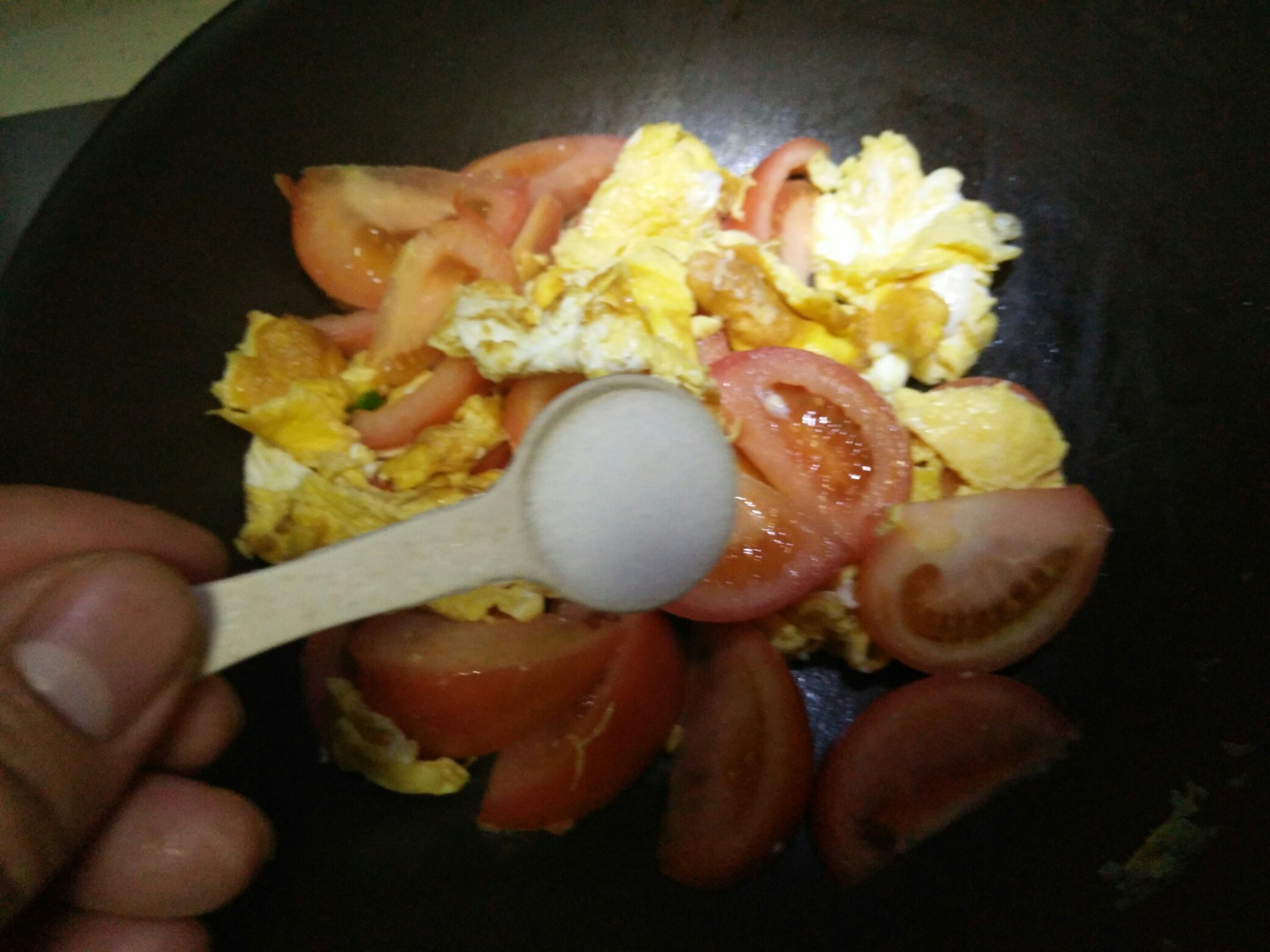 番茄炒蛋的做法-家常味炒菜譜-易網健康養(yǎng)生網 番茄炒蛋的做法-家常味炒菜譜