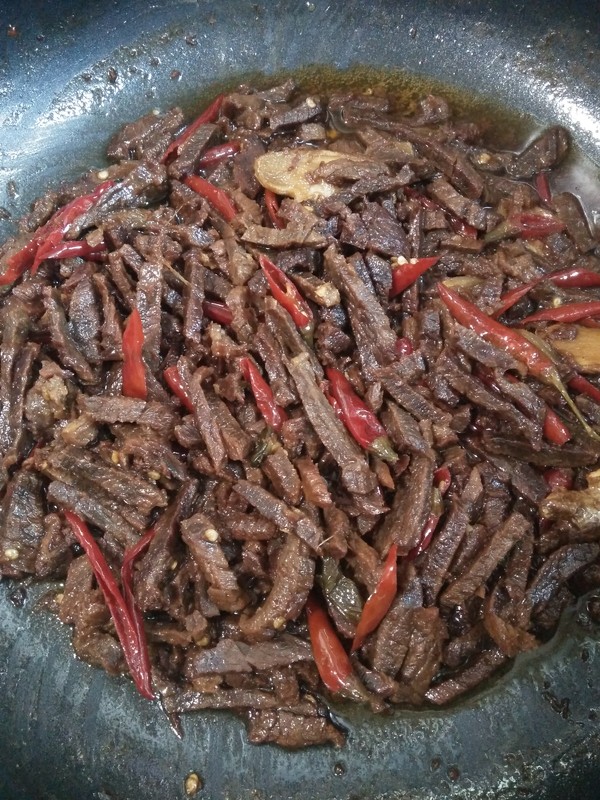 麻辣牛肉條的做法-香辣味炒菜譜