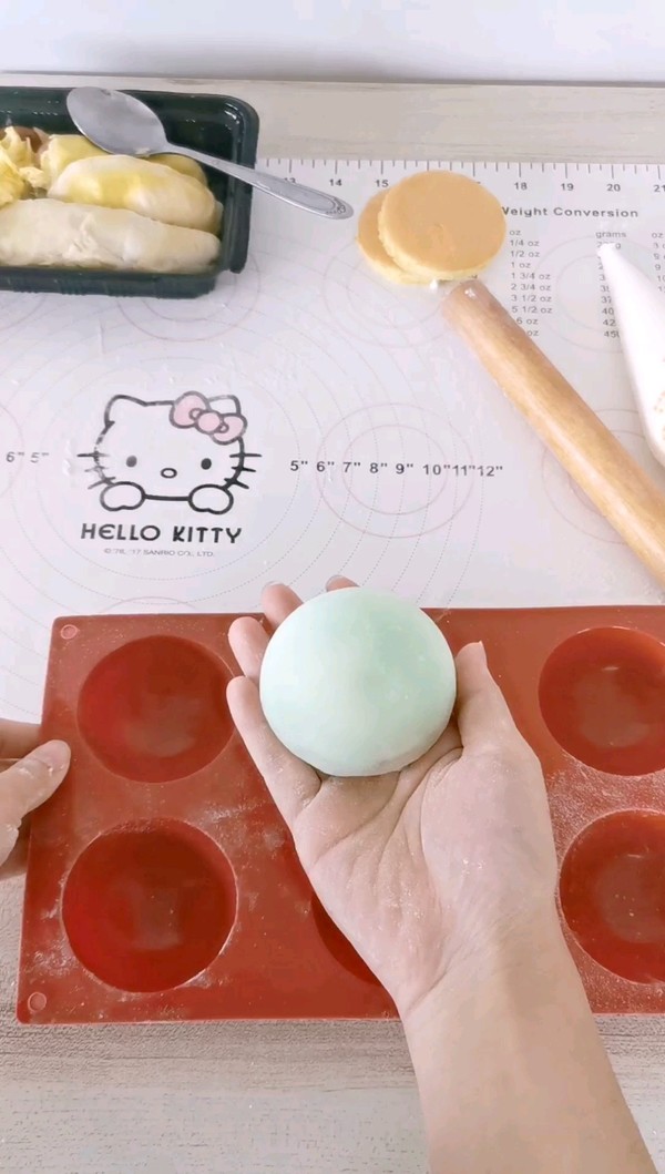 榴蓮冰皮月亮蛋糕的做法-甜味蒸菜譜