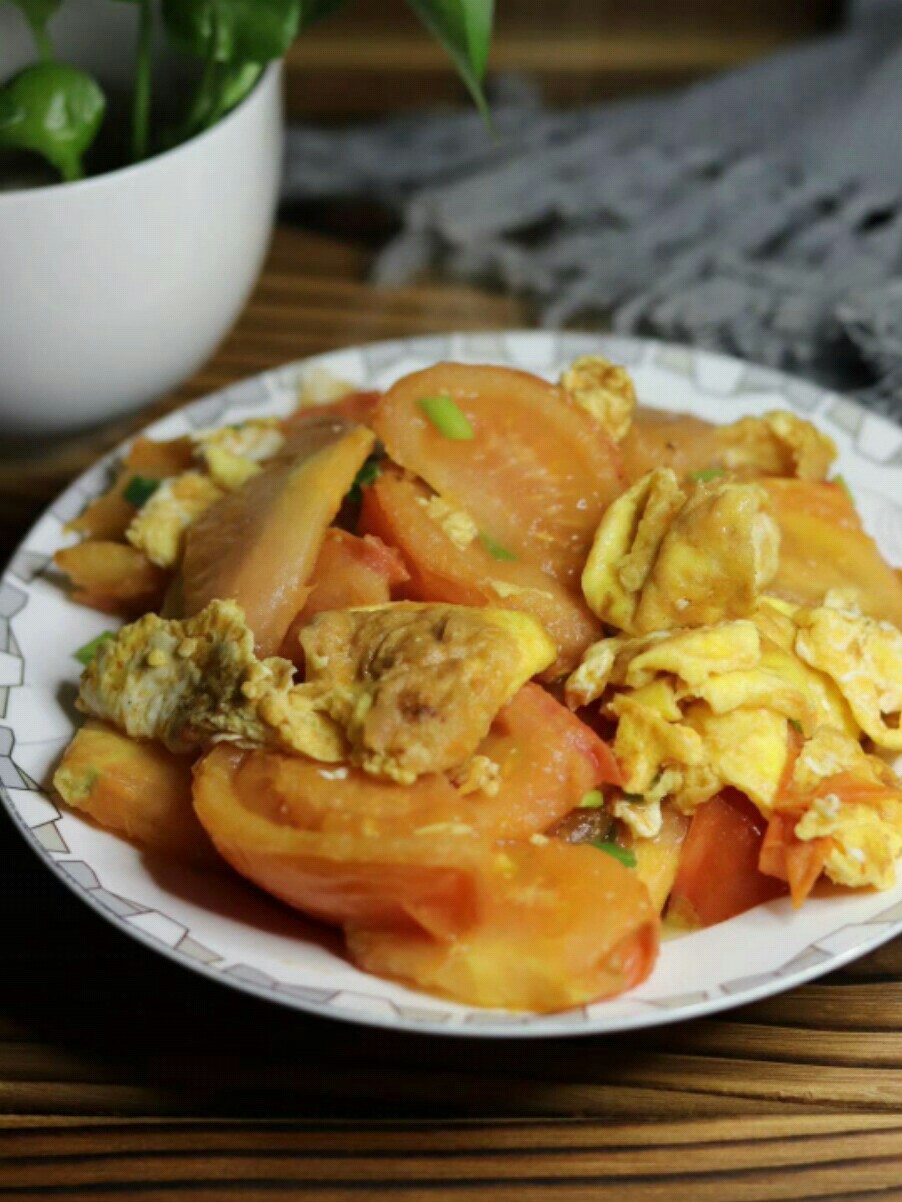 番茄炒蛋的做法-家常味炒菜譜