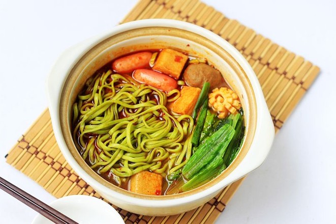 砂鍋面的做法-麻辣味煮菜譜-易網健康養生網 砂鍋面的做法-麻辣味煮菜譜