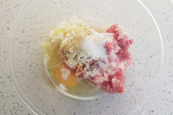 四喜丸子的做法-咸鮮味燒菜譜