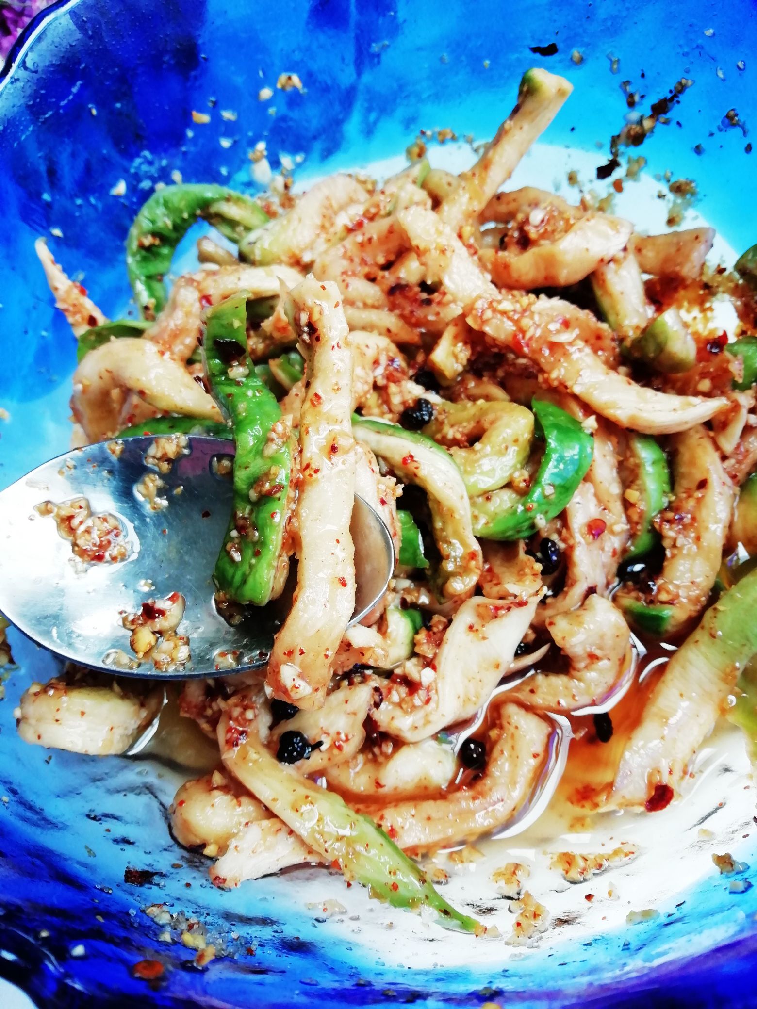 拌青蘿卜干的做法-咸鮮味拌菜譜-易網(wǎng)健康養(yǎng)生網(wǎng) 拌青蘿卜干的做法-咸鮮味拌菜譜