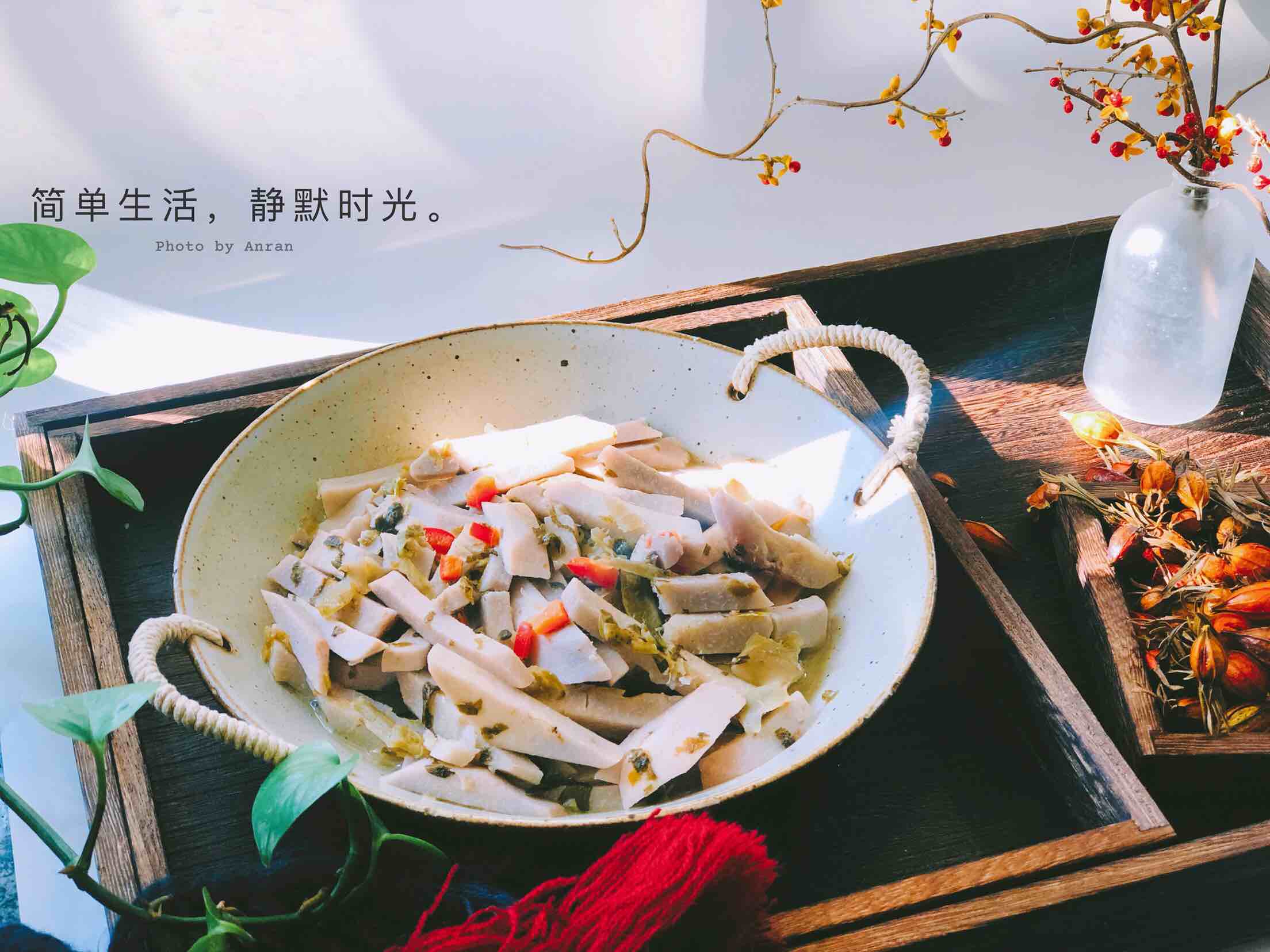 糟菜燴芋頭的做法-酸辣味燒菜譜-易網健康養生網 糟菜燴芋頭的做法-酸辣味燒菜譜