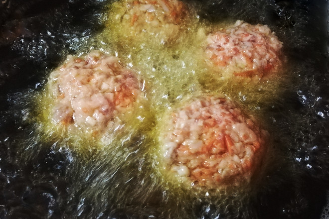 四喜丸子的做法-咸鮮味燒菜譜