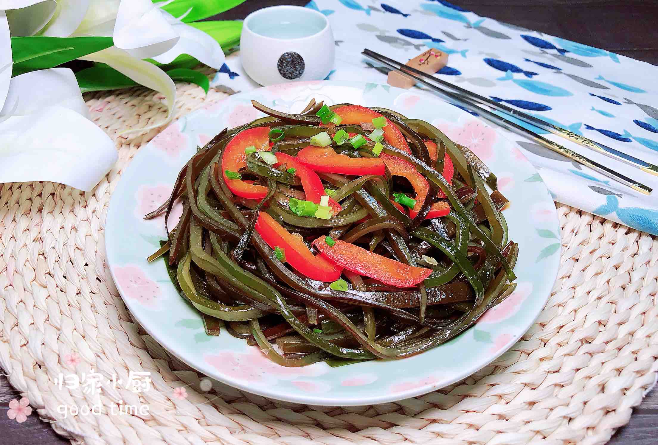 豬油香辣海帶絲的做法-咸鮮味炒菜譜