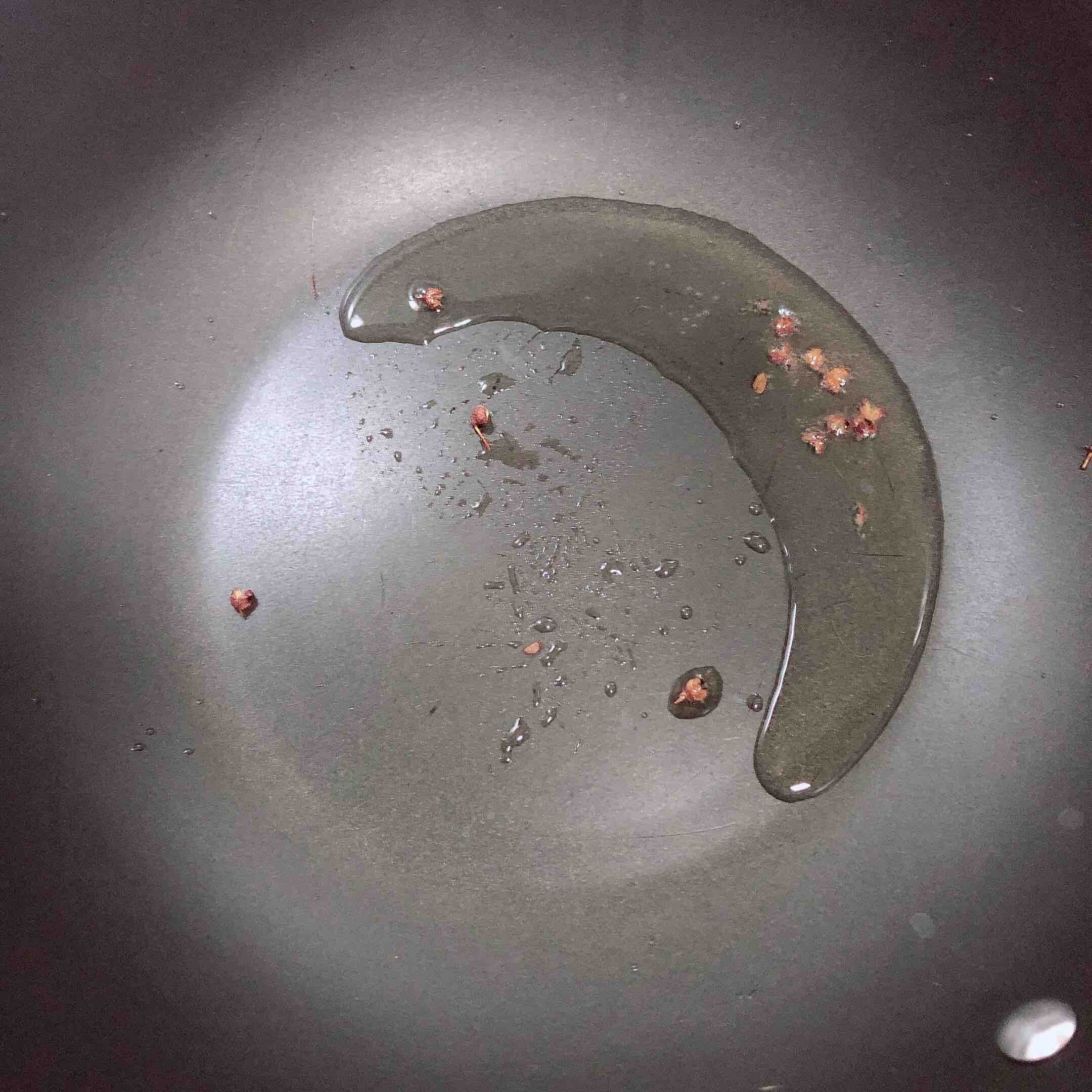 豬油香辣海帶絲的做法-咸鮮味炒菜譜