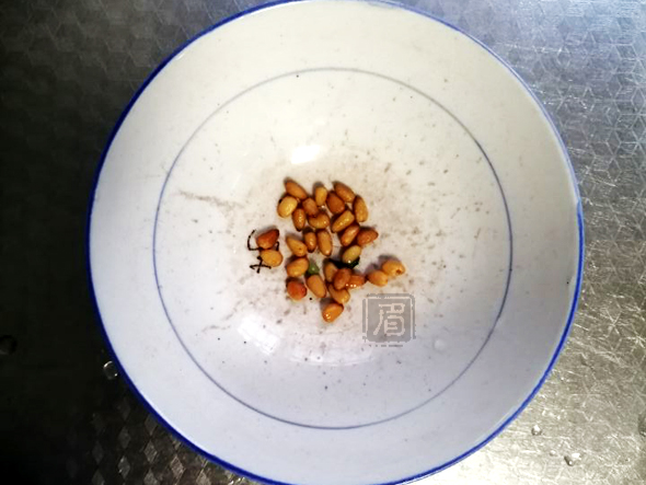 松子蓬花菜的做法-咸鮮味拌菜譜-易網(wǎng)健康養(yǎng)生網(wǎng) 松子蓬花菜的做法-咸鮮味拌菜譜