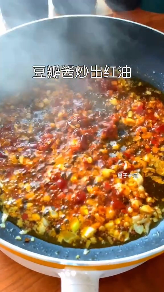 水煮牛肉的做法-家常味炒菜譜-易網(wǎng)健康養(yǎng)生網(wǎng) 水煮牛肉的做法-家常味炒菜譜