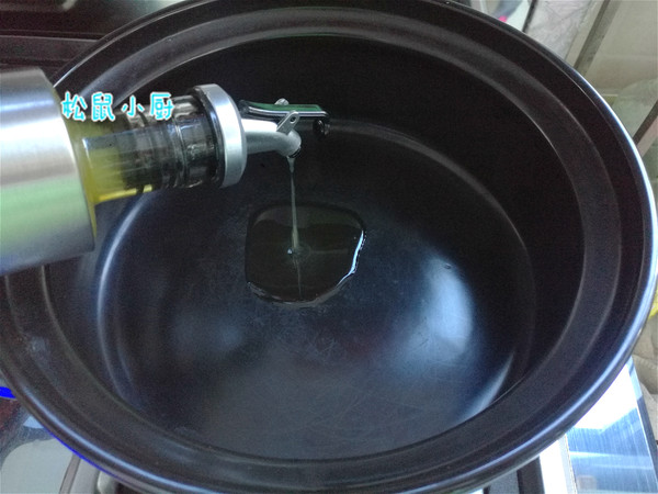 雞翅燜鍋的做法-家常味燜菜譜-易網健康養生網 雞翅燜鍋的做法-家常味燜菜譜