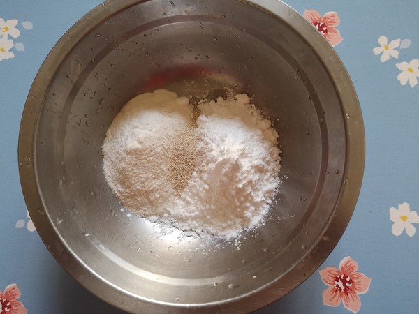 炸小黃魚的做法-咸鮮味炸菜譜