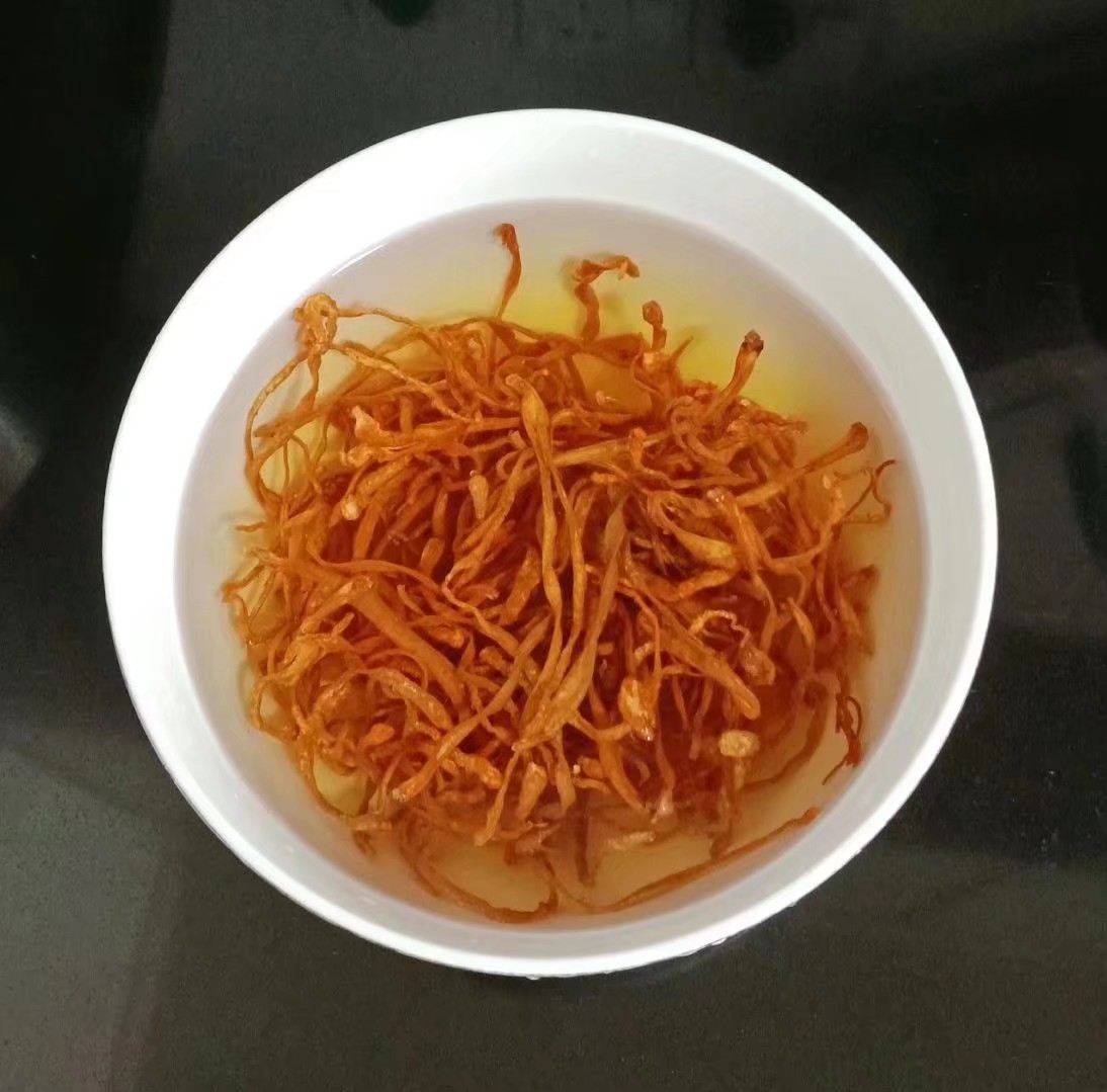 蟲草花干貝雞湯的做法-家常味燉菜譜-易網<a href=http://www.jsjjzhkt.cn/ target=_blank class=infotextkey>健康養生</a>網 蟲草花干貝雞湯的做法-家常味燉菜譜