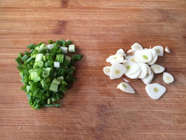 培根炒快菜的做法-咸鮮味炒菜譜