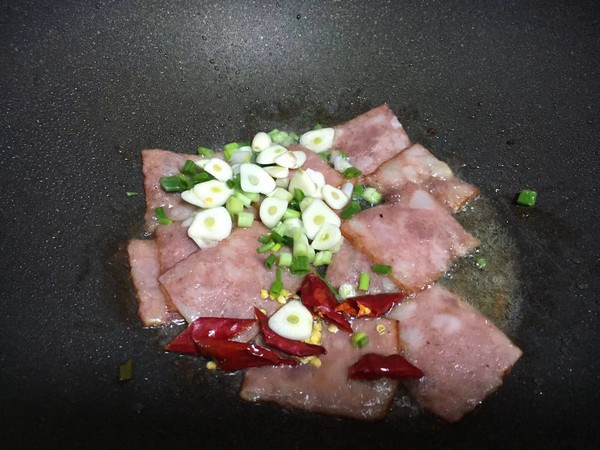 培根炒快菜的做法-咸鮮味炒菜譜