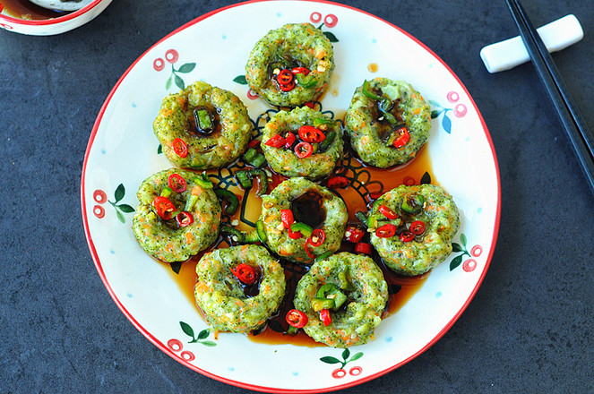 澆汁西藍花盞的做法-家常味蒸菜譜