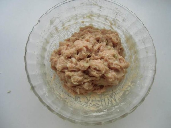 小米肉丸子的做法-家常味蒸菜譜-易網健康養生網 小米肉丸子的做法-家常味蒸菜譜