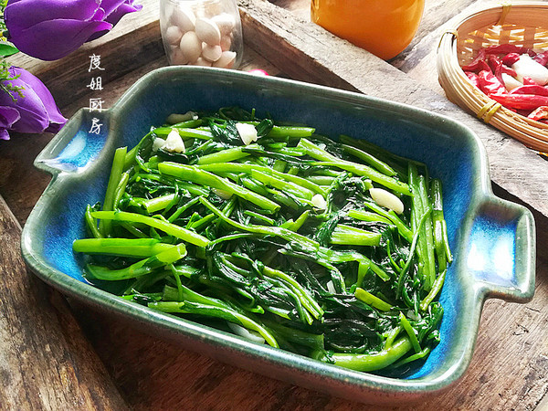 爆炒通菜的做法-家常味炒菜譜