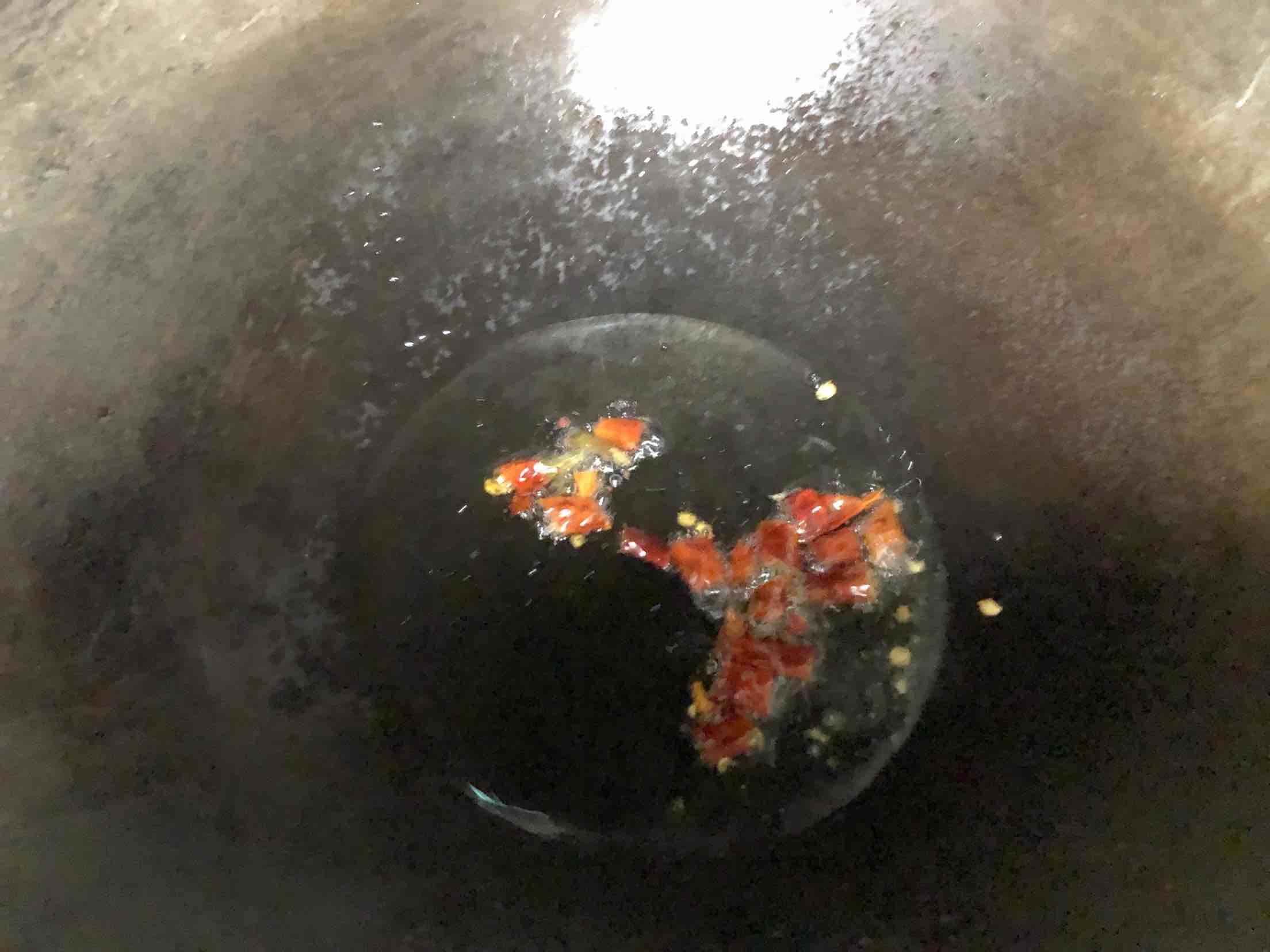 野蘆蒿炒香干的做法-家常味炒菜譜-易網健康養生網 野蘆蒿炒香干的做法-家常味炒菜譜