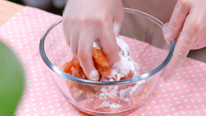 鮮蘑蒸雞腿肉 寶寶輔食食譜的做法-家常味蒸菜譜-易網健康養生網 鮮蘑蒸雞腿肉 寶寶輔食食譜的做法-家常味蒸菜譜