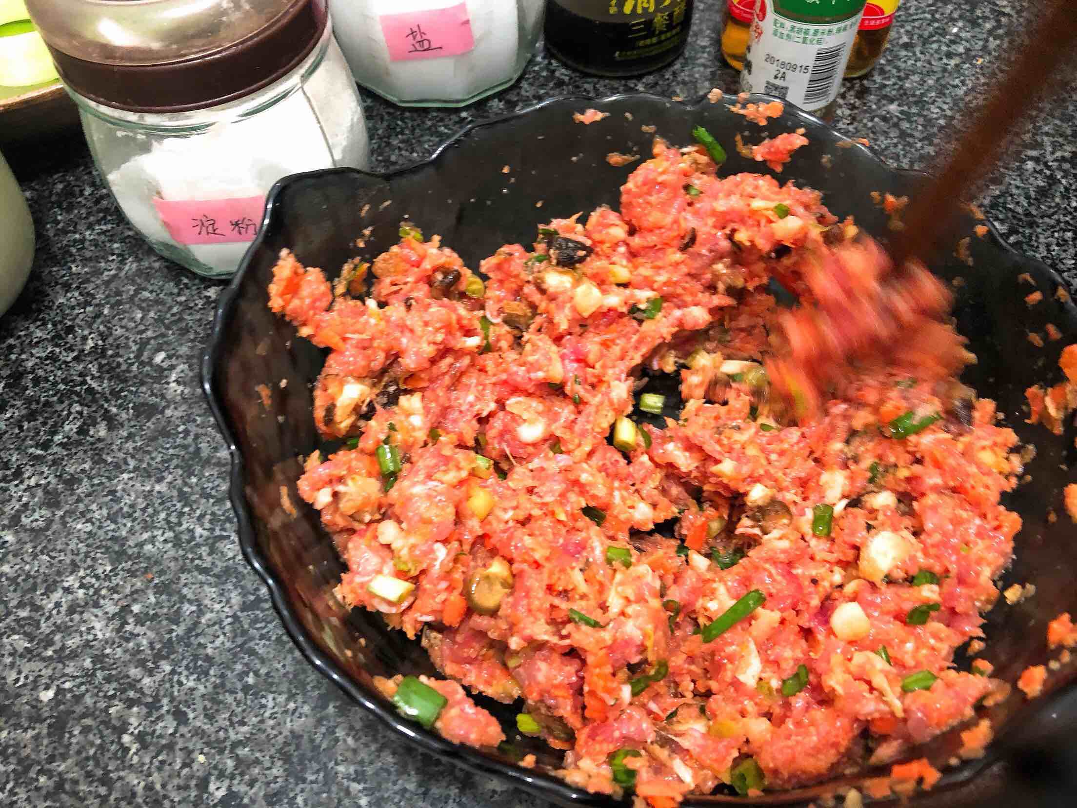 年夜飯之四喜丸子的做法-醬香味蒸菜譜