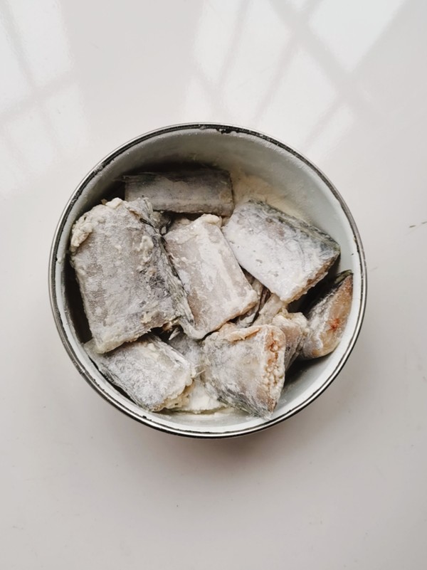 紅燒帶魚的做法-咸鮮味燒菜譜