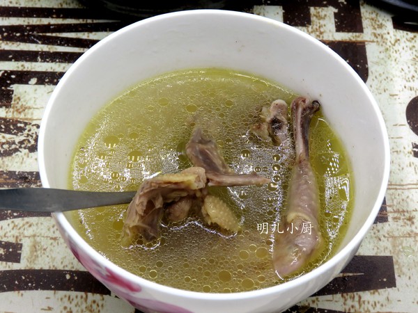 鴿子湯的做法-家常味煮菜譜-易網健康養生網 鴿子湯的做法-家常味煮菜譜