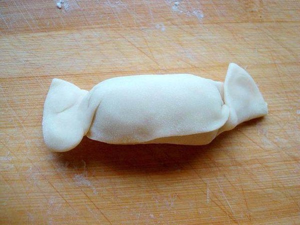 香腸糖果的做法-家常味炸菜譜-易網健康養生網 香腸糖果的做法-家常味炸菜譜