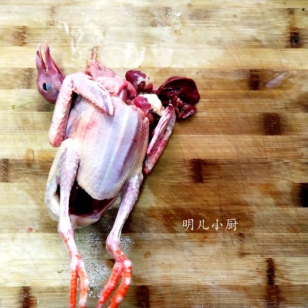 鴿子湯的做法-家常味煮菜譜-易網<a href=http://www.jsjjzhkt.cn/ target=_blank class=infotextkey>健康養生</a>網 鴿子湯的做法-家常味煮菜譜