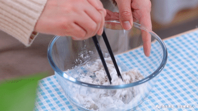 銀耳蝦球 寶寶輔食食譜的做法-家常味蒸菜譜-易網健康養生網 銀耳蝦球 寶寶輔食食譜的做法-家常味蒸菜譜