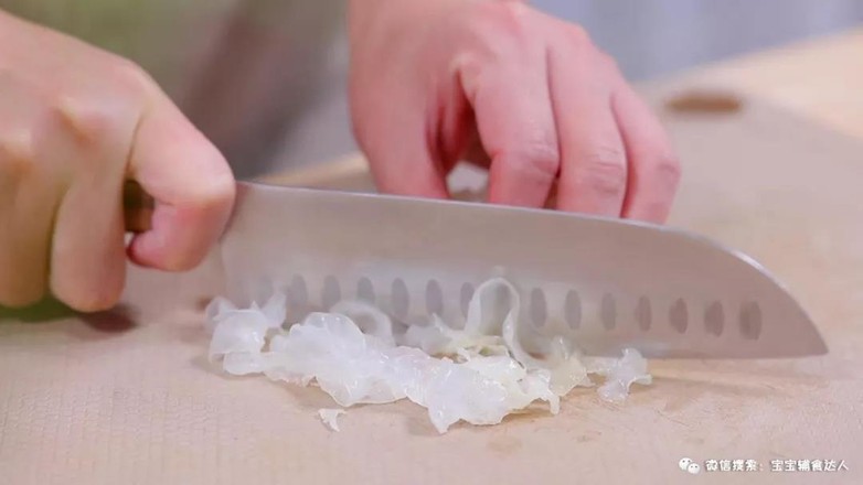 銀耳蝦球 寶寶輔食食譜的做法-家常味蒸菜譜-易網健康養生網 銀耳蝦球 寶寶輔食食譜的做法-家常味蒸菜譜