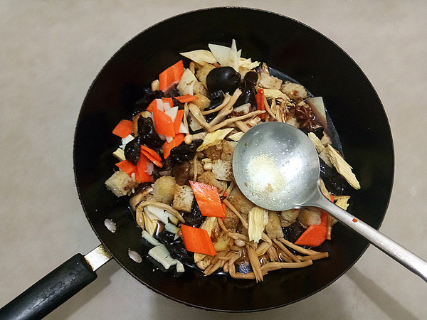 八寶素什錦的做法-其它口味燒菜譜-易網(wǎng)健康養(yǎng)生網(wǎng) 八寶素什錦的做法-其它口味燒菜譜