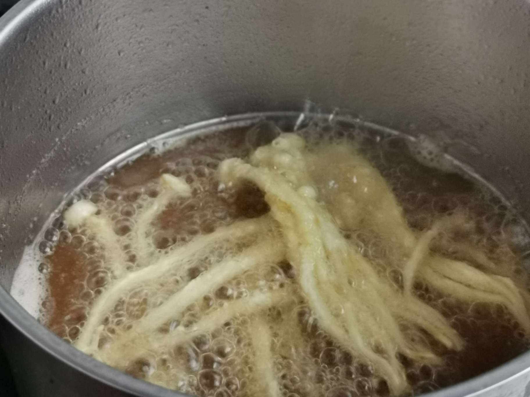 干炸金針菇的做法-其它口味炸菜譜-易網(wǎng)健康養(yǎng)生網(wǎng) 干炸金針菇的做法-其它口味炸菜譜