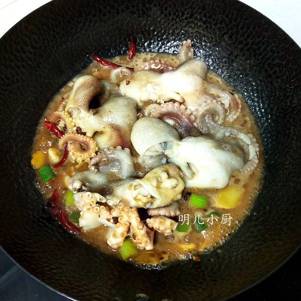 爆頭八爪魚的做法-家常味燉菜譜-易網(wǎng)健康養(yǎng)生網(wǎng) 爆頭八爪魚的做法-家常味燉菜譜