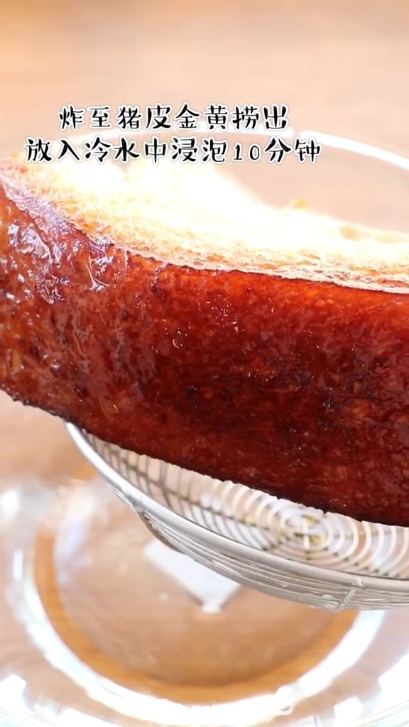 年夜飯食譜四:軟爛入味梅菜扣肉,太太太好吃了吧的做法-家常味煮菜譜-易網健康養生網 年夜飯食譜四:軟爛入味梅菜扣肉,太太太好吃了吧的做法-家常味煮菜譜