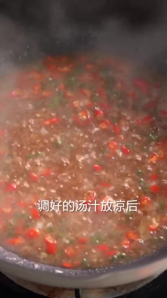 一盤(pán)好吃的口水雞肉的做法-香辣味煮菜譜
