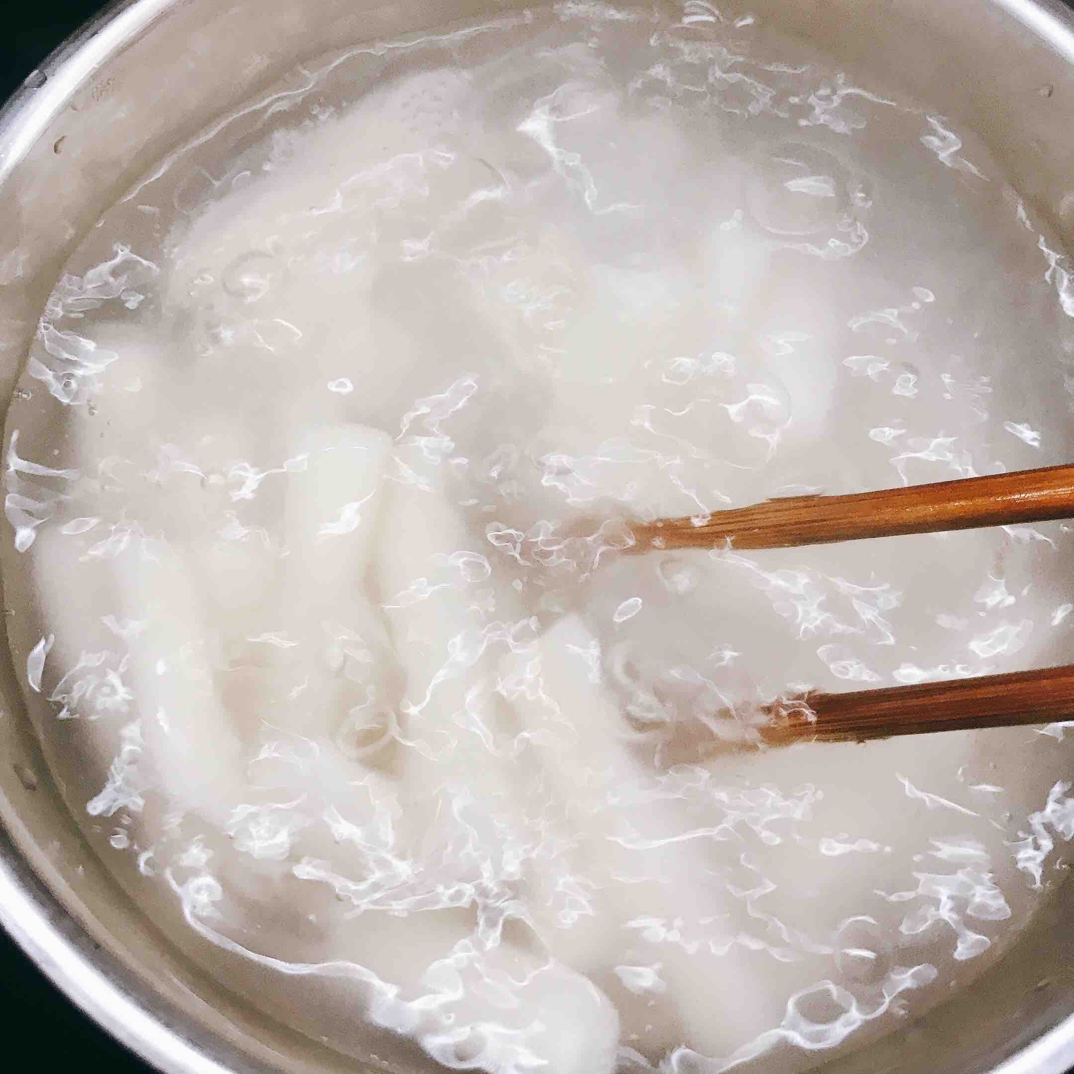 豬皮泡菜烤年糕的做法-酸辣味烤菜譜-易網健康養生網 豬皮泡菜烤年糕的做法-酸辣味烤菜譜