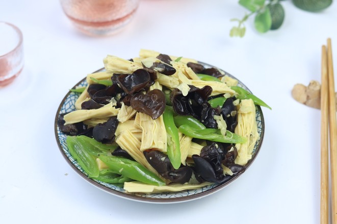 木耳炒腐竹的做法-家常味炒菜譜-易網健康養生網 木耳炒腐竹的做法-家常味炒菜譜