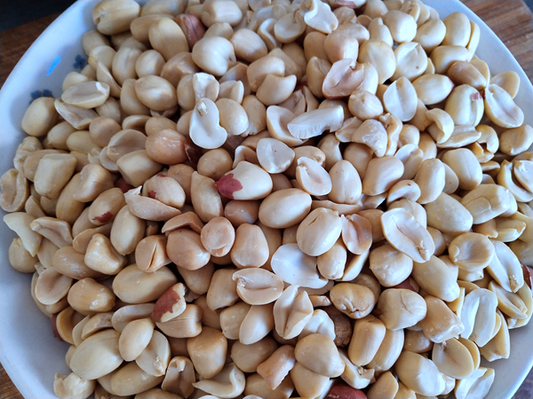 油炒辣椒的做法-香辣味炒菜譜-易網健康養生網 油炒辣椒的做法-香辣味炒菜譜