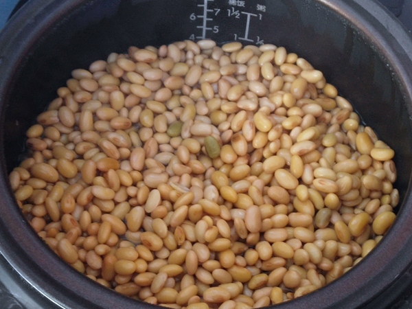 油炒辣椒的做法-香辣味炒菜譜-易網健康養生網 油炒辣椒的做法-香辣味炒菜譜