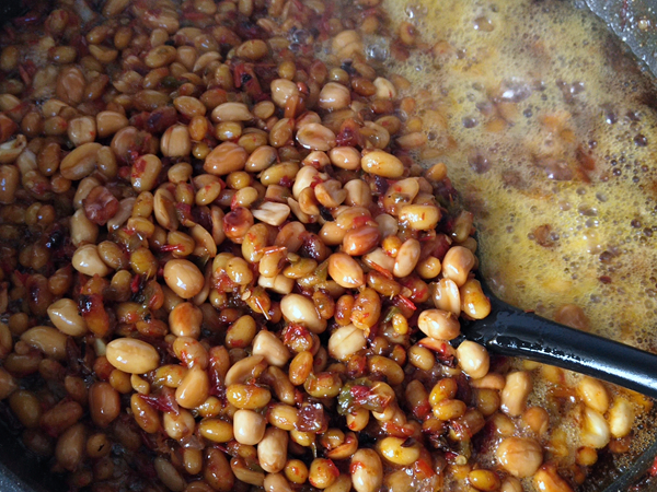 油炒辣椒的做法-香辣味炒菜譜-易網健康養生網 油炒辣椒的做法-香辣味炒菜譜