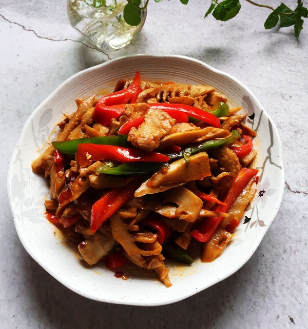 春筍炒瘦肉的做法-香辣味炒菜譜