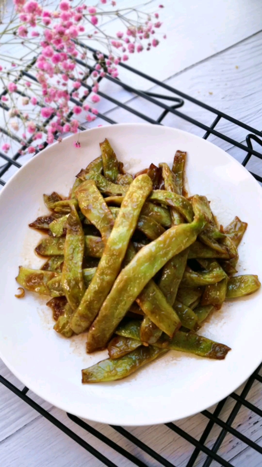 油燜豆角的做法-家常味燜菜譜