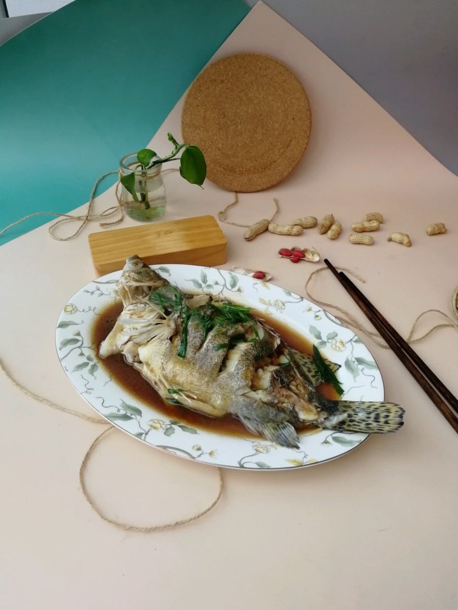 清蒸鱖魚的做法-咸鮮味蒸菜譜