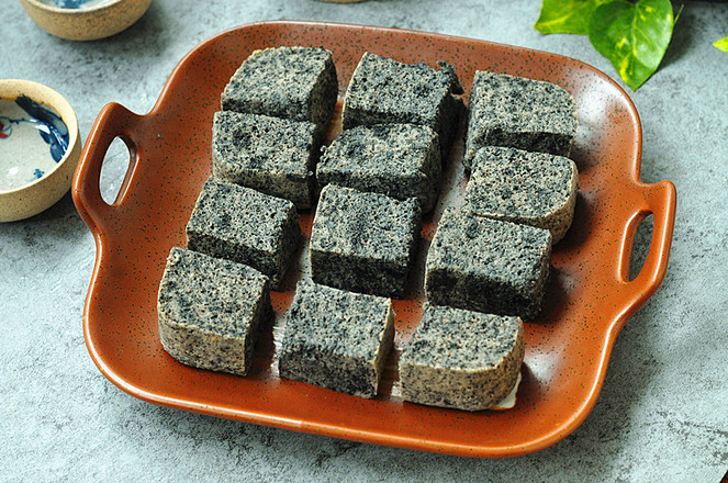 黑豆糕的做法-甜味蒸菜譜-易網健康養生網 黑豆糕的做法-甜味蒸菜譜