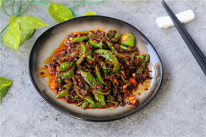 青椒炒老干媽的做法-香辣味炒菜譜