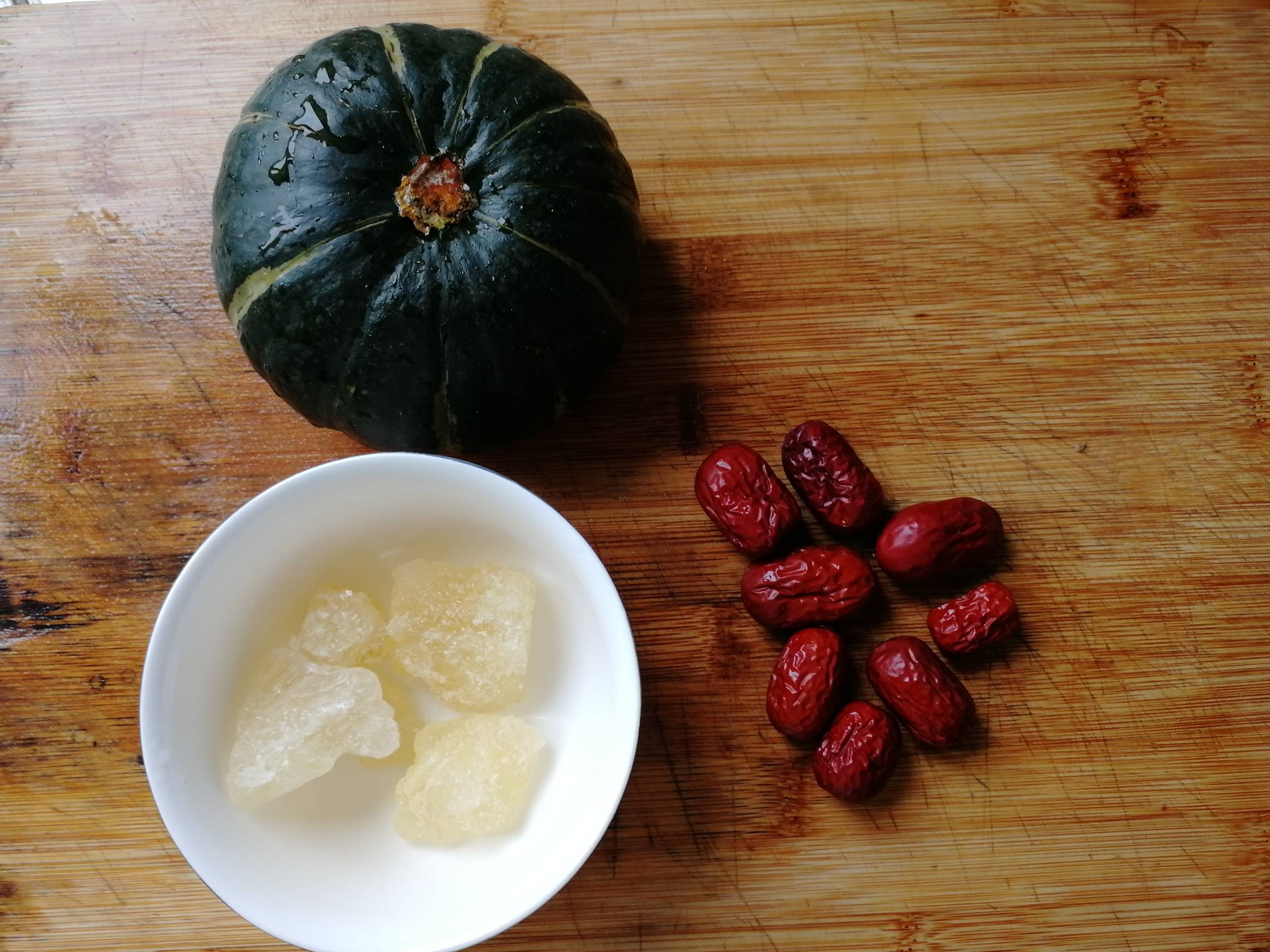 南瓜蒸紅棗的做法-甜味蒸菜譜